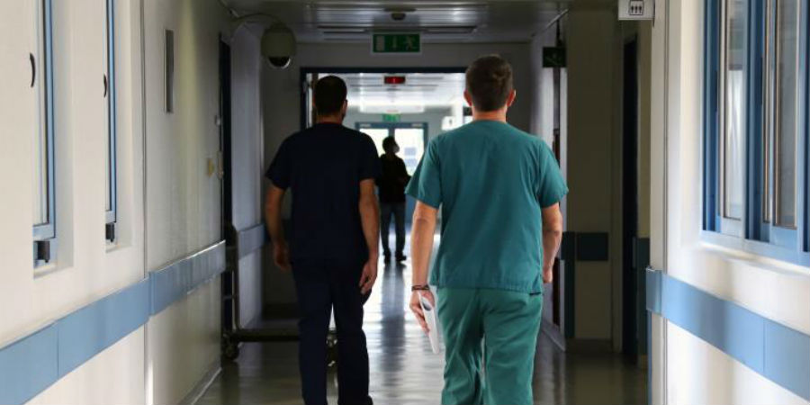 ΚΥΠΡΟΣ - ΚΟΡΩΝΟΪΟΣ: Έντονη ανησυχία για τους ασθενείς στο Νοσοκομείο Αναφοράς 